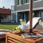 Lovassy Vendeghaz Guest house 4*