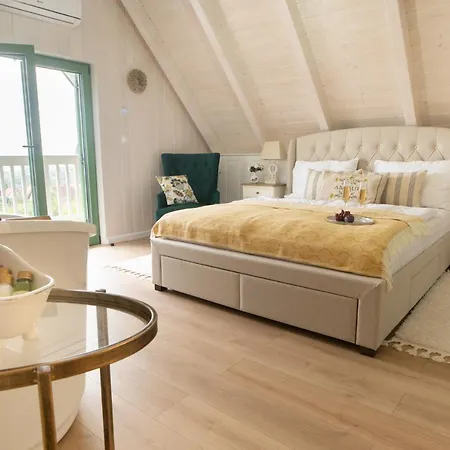 Lovassy Vendeghaz Gasthof 4*