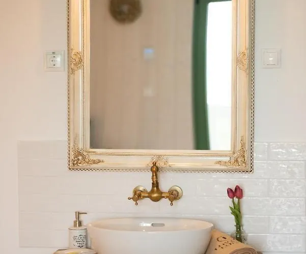 Guest house Lovassy Vendeghaz 4*